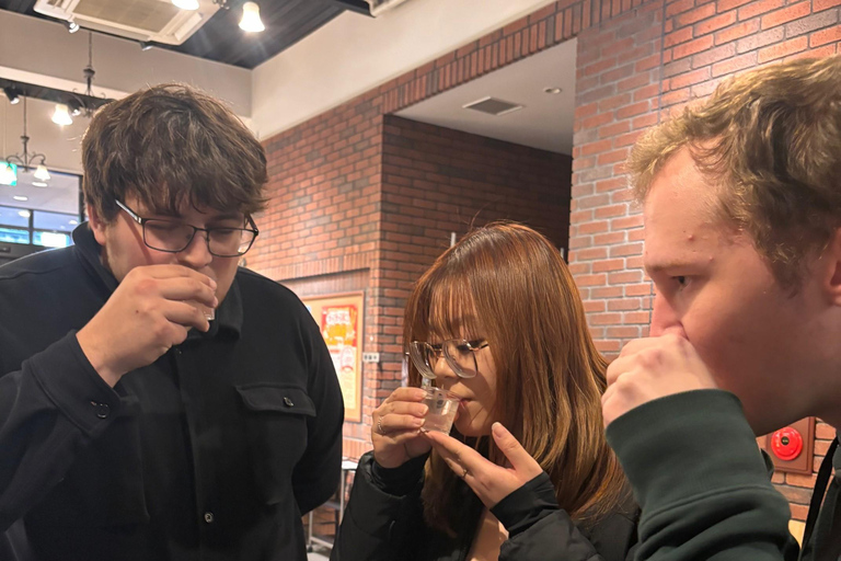 Kyoto: Fushimi Sake Tour with Brewery Visit & Tastings