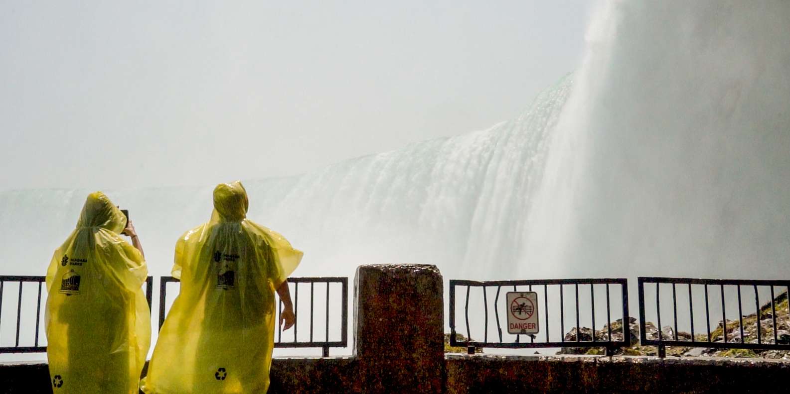 Niagara Falls: Premium Tour, Boat & Journey Behind the Falls