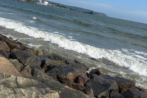 加勒堡：专业女导游带领的徒步导览加勒堡：专业女导游带你徒步导览