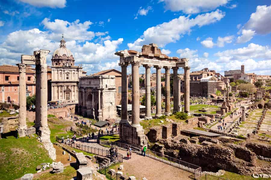 Rom: Forum Romanum Super Pass Eintritt mit Audioguide App. Foto: GetYourGuide Rom: Forum Romanum Super Pass Eintritt mit Audioguide App. Foto: GetYourGuide