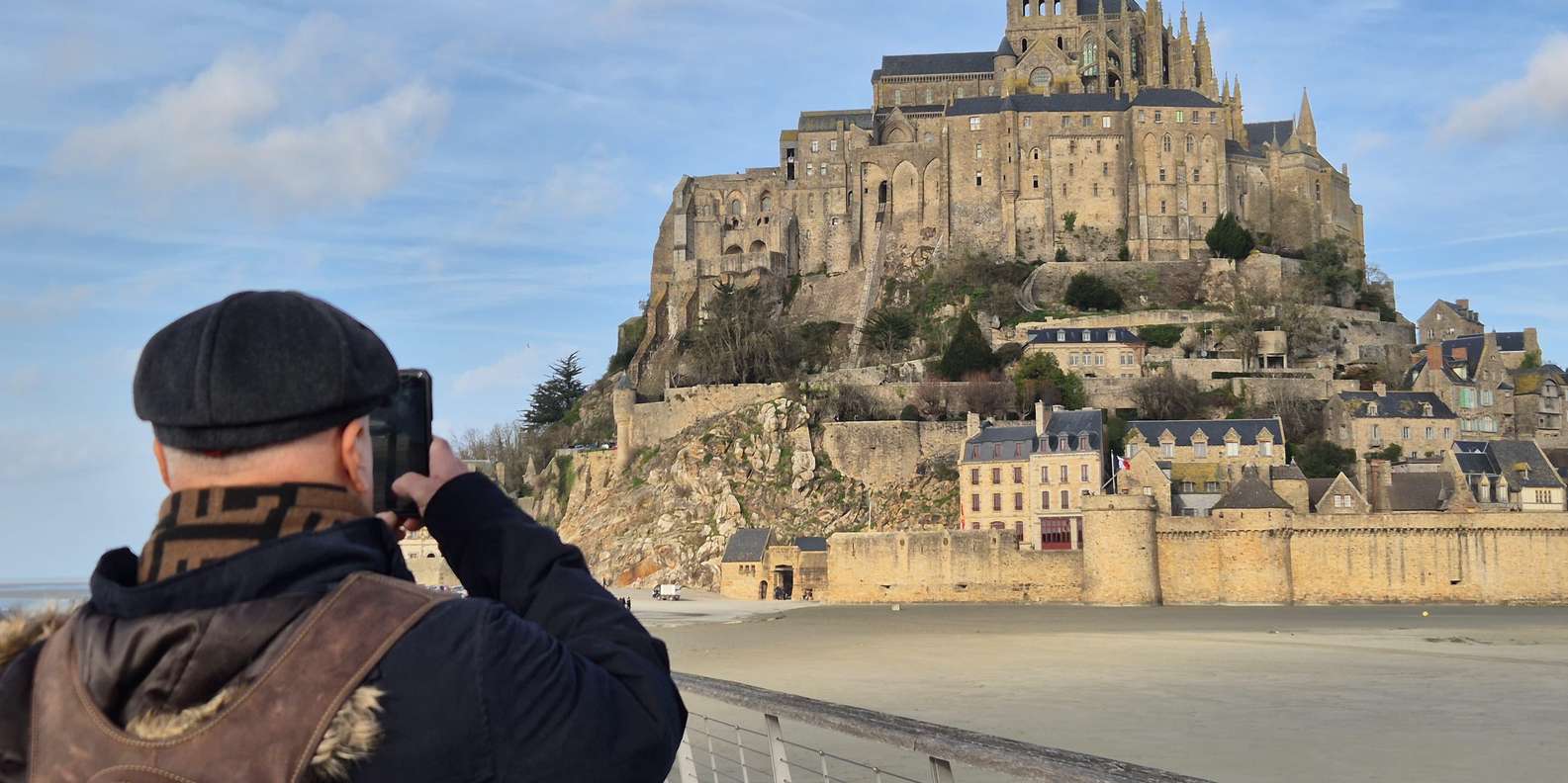 Mont Saint-Michel Small-Group Day Trip from Paris with Abbey Ticket