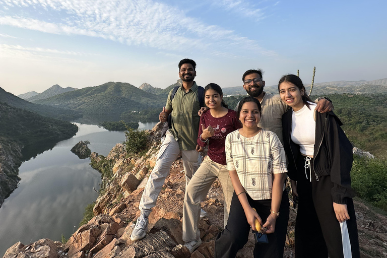 أودايبور: جولة غروب الشمس وليلة الألعاب