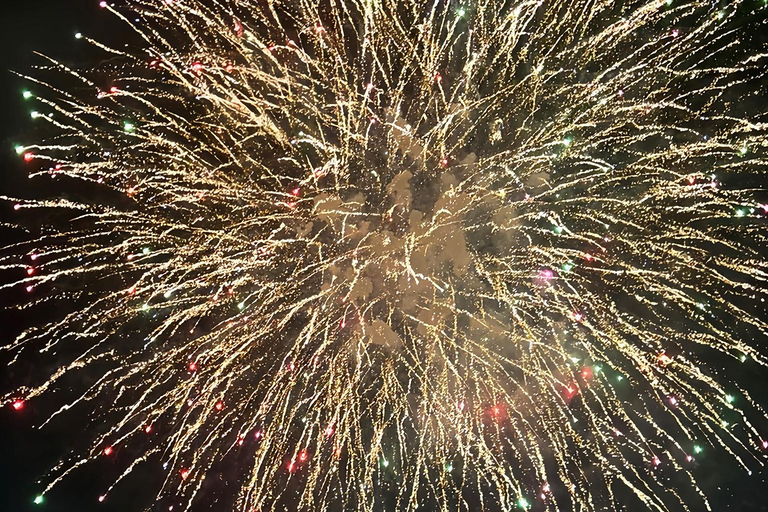 From Osaka/Kyoto: Tenjin Matsuri Fireworks&Yukata Experience From Osaka (Men's Yukata Experience)