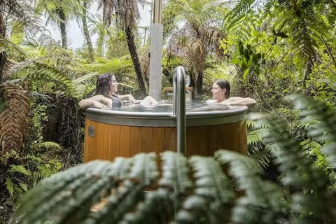 Franz Josef: Waiho Hot Tubs 1-Hour Private Experience - Image 2