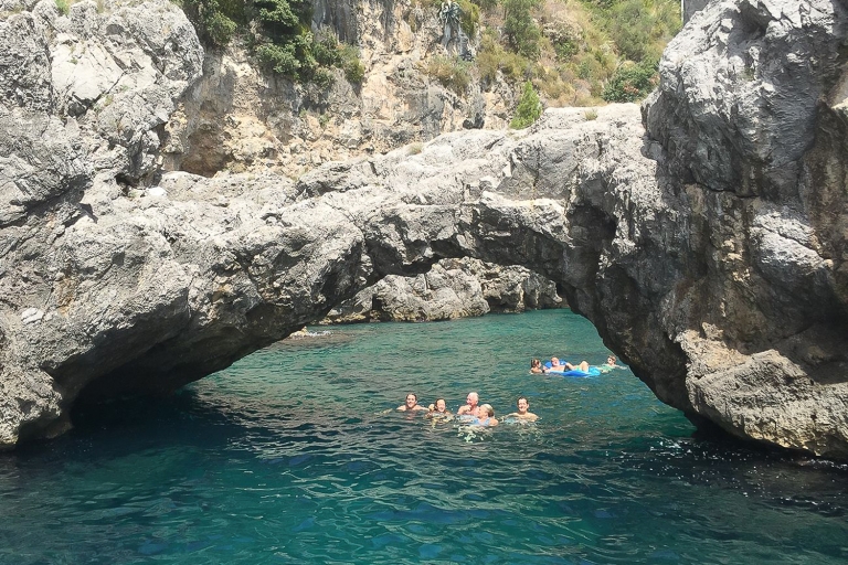 Full-Day Private Boat Tour: Positano and Amalfi Coast Full-Day Positano and Amalfi Coast Tour by Open Deck Boat