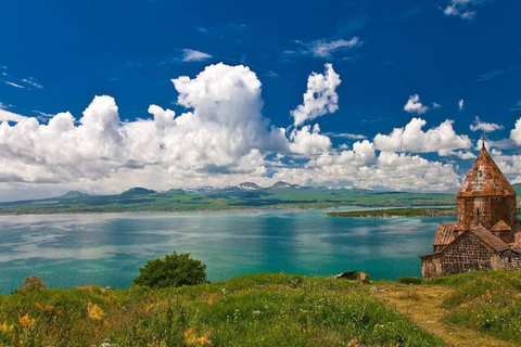 Yerevan: Lake Sevan, Dilijan & Yell Extreme Park Day Tour