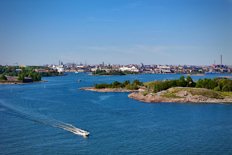 Helsinki: Tour en barco privado