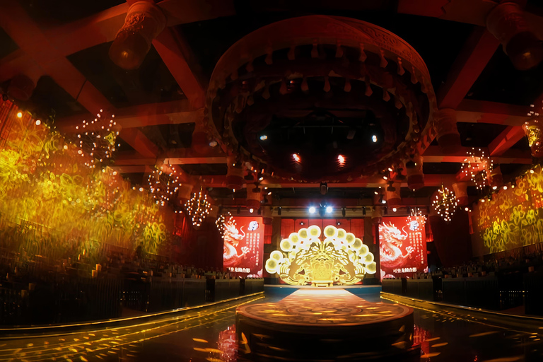 Chengdu: Shuguo Banquet with Hanfu Costume & Makeup Row 2 Only Meal （Plz to book 3 days in advance）