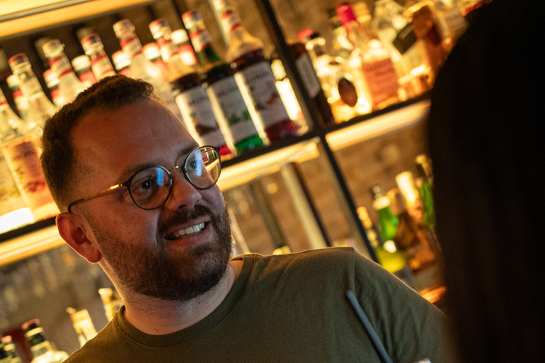 Barcelona: Sangria & Cocktail Making Class with Tapas