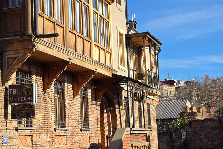 Tbilisi: Old Town Left Bank Walking Tour with Boat Ride