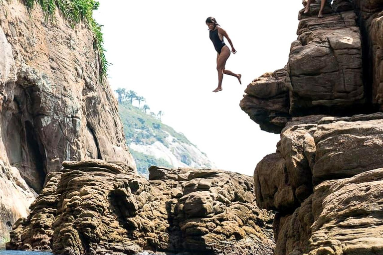 Exclusive Experience in Rio's Secret Paradise with Turtles and Stand-Up Paddleboarding