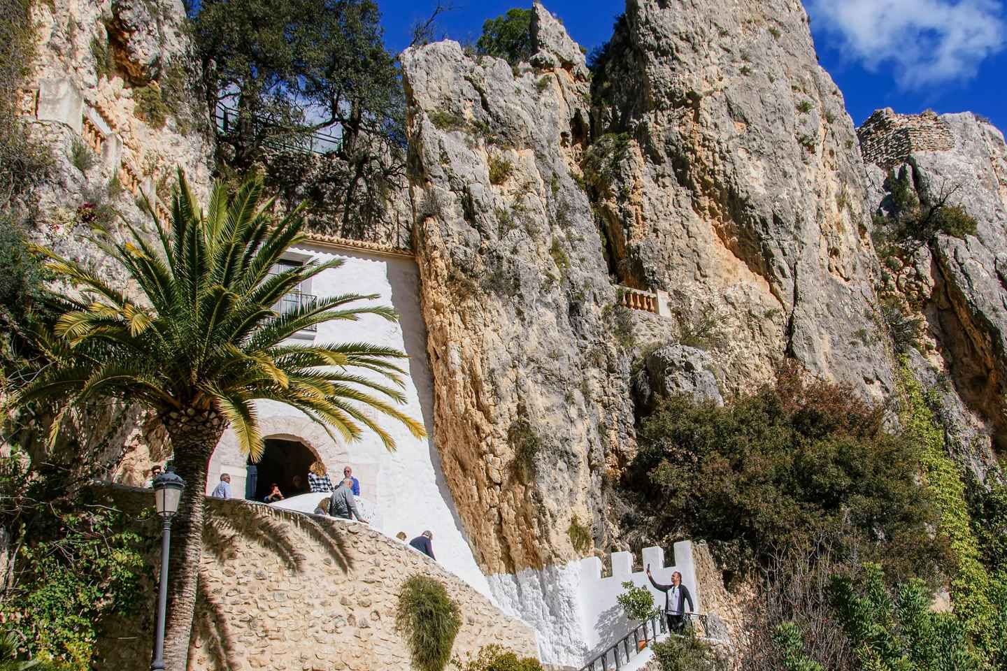 Guadalest og Algarfossar: Skemmtiferð frá Alicante/Benidorm