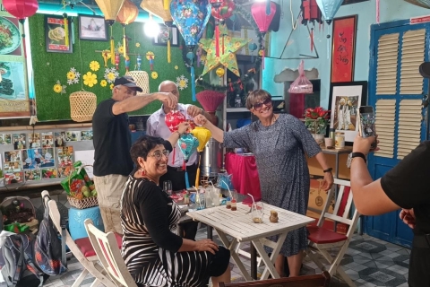 Cours de fabrication de lanternes - Le grand héritage culturel de Hoi AnHoi An : Cours de fabrication de lanternes chez l'habitant