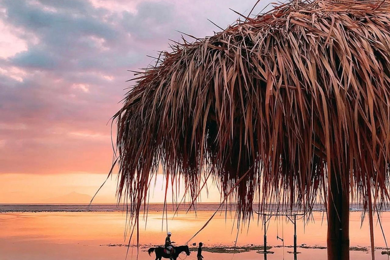 Gili Trawangan: Sunset sup or Kayak Tour to Gili Meno Sunrise paddle/kayak