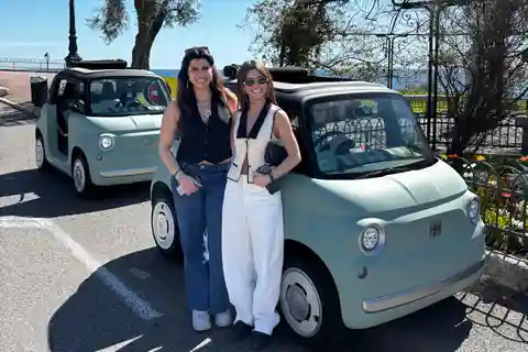Nice: Visita guiada à Côte d'Azur num descapotável elétrico!