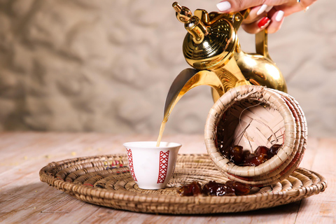 Doha: Souq Waqif Sensory Walk to Spice, Saffron & Oud Market