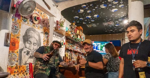 Oaxaca: Cantina Photography Walking Tour