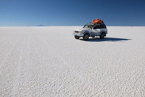 Da La Paz: Tour di 3 giorni delle Saline di Uyuni con biglietti per l&#039;autobusTOUR IN INGLESE