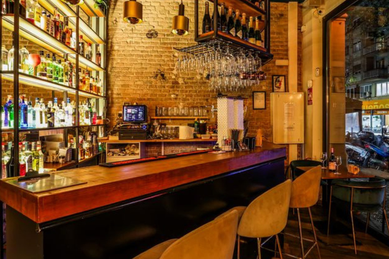 Barcelona: Sangria & Cocktail Making Class with Tapas