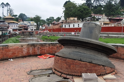 Visite de Pashupatinath (crémation hindoue) et Boudhanath