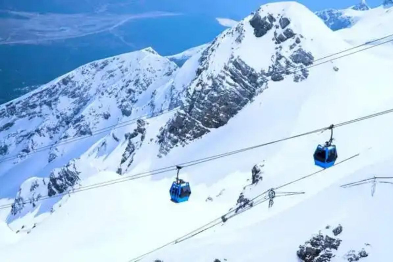 Lijiang: Jade Dragon Snow Mountain Private Day Tour