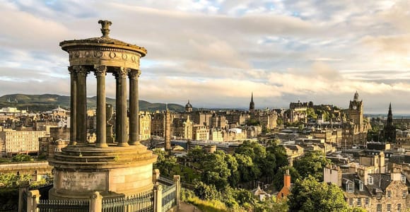 Best of Edinburgh 3-Hour Walking Tour, Small Group of 10