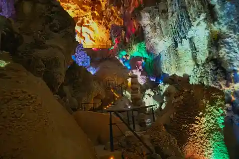 Alicante: Explore the Canelobre Caves and the Charm of Busot