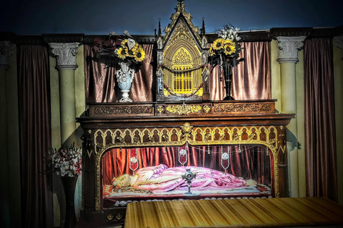 Day Trip to Mysore from Bengaluru with Car, Lunch, and Guide