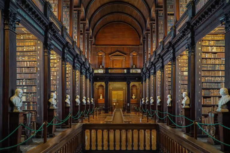 Dublin: Book of Kells, Dublin Castle and Christ Church TourEnglish Tour