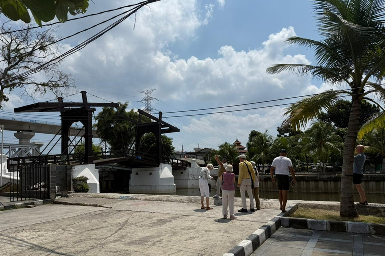 Jakarta: Java to Bali Train Tour with Hotels