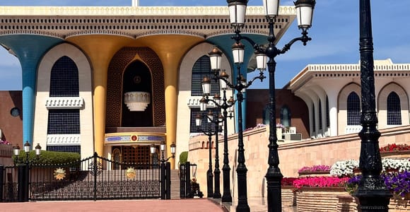 Muscat: City Tour with Grand Mosque and Muttrah Souk