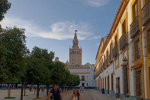 Tour de bicicleta de día por Sevilla histórica Tour de bicicleta por Sevilla histórica