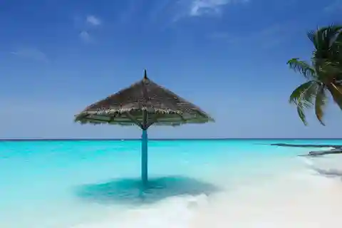VIP 5 ilhas com almoço, rum, vodca, cerveja, mergulho com snorkel, plâncton