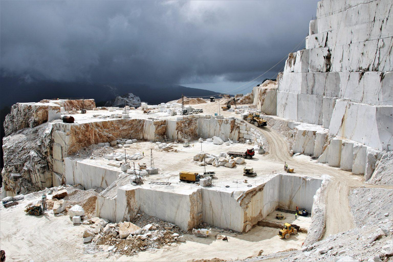 Carrara Michelangelo Marble : visite privée d&#039;une jounée