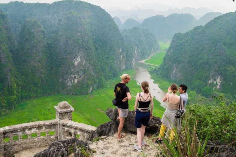 Ninh Binh: Trang An Boat, Bai Dinh, Hoa Lu & Mua Cave Sunset