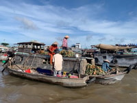 CAI 1-GIOR CAI Rang Floating Market-Vinh Long-Cai Be Trip - Housity