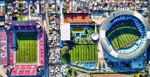 Buenos Aires: Racing Club & Independiente Stadium Tour