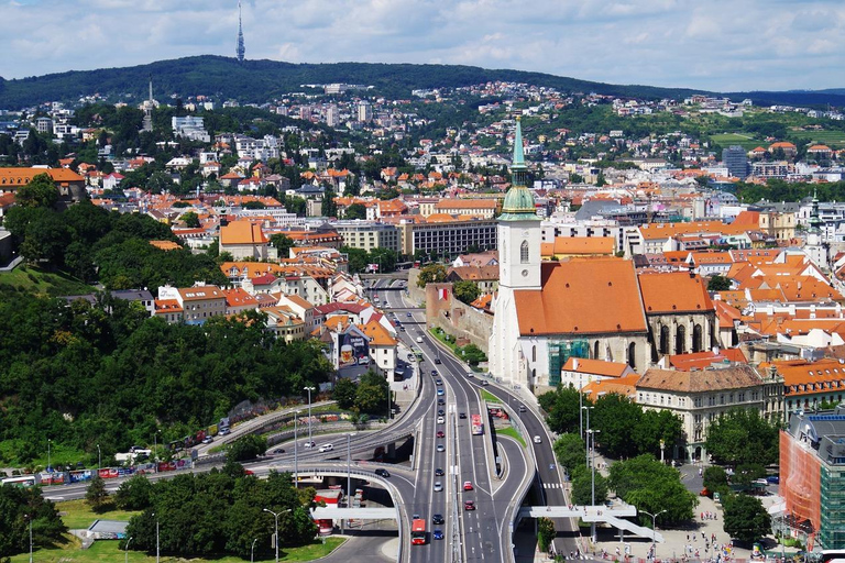 Tour privado de un día de Budapest a Bratislava