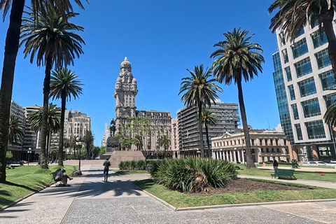 Montevideo: 3.5-Hour Private City Tour with a Local Guide and Stops