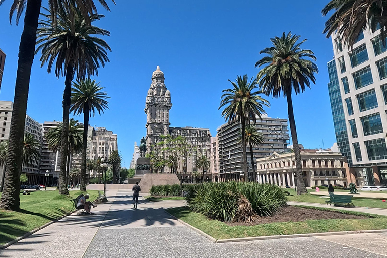 Montevideo: 3.5-Hour Private City Tour with a Local Guide and Stops
