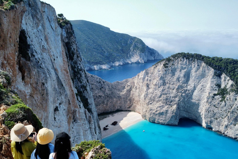 Zante: Playa del Naufragio y Cuevas Azules Tour Semi-Privado