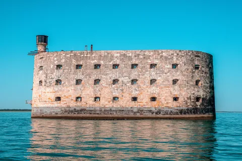 La Rochelle : Boat trip to Fort Boyard (2h00)