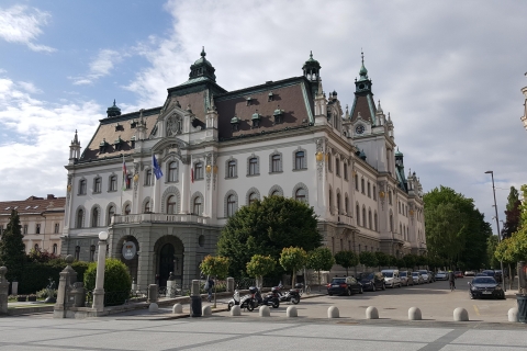 Ljubljana: Spaziergang mit lizenziertem Führer
