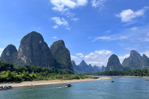 Guilin:3-star Li River Cruise with Scenic Views Guilin:3-star Li River Cruise with Shiwai Taoyuan