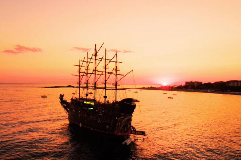 Z Side: Wycieczka łodzią po Alanyi: wybierz wycieczkę dzienną lub o zachodzie słońcaWycieczka jednodniowa z odbiorem z hotelu i powrotem