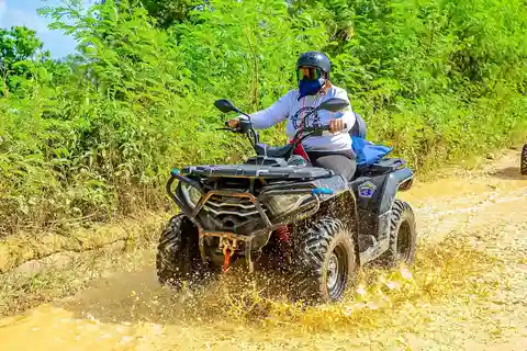 ATV-äventyr till vattengrotta och Macao Beach i Punta Cana