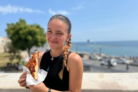 Bari: Street Food Walking Tour with Wine Tasting