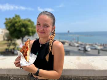 Bari: Tour a pie de comida callejera con cata de vinos