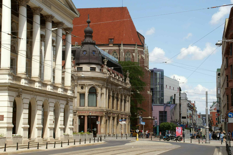 Wroclaw: Tour by large Historic Tram (1,5 h, 32 seats) Wroclaw: Tour by large Historic Tram