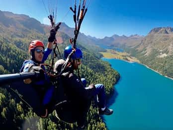 Moritz : parapente en Engadine avec de grands extras